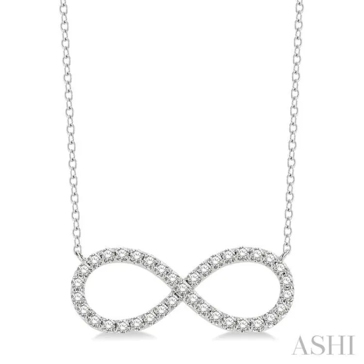 3/4 ctw Round Cut Diamond Infinity Necklace in 14K White Gold