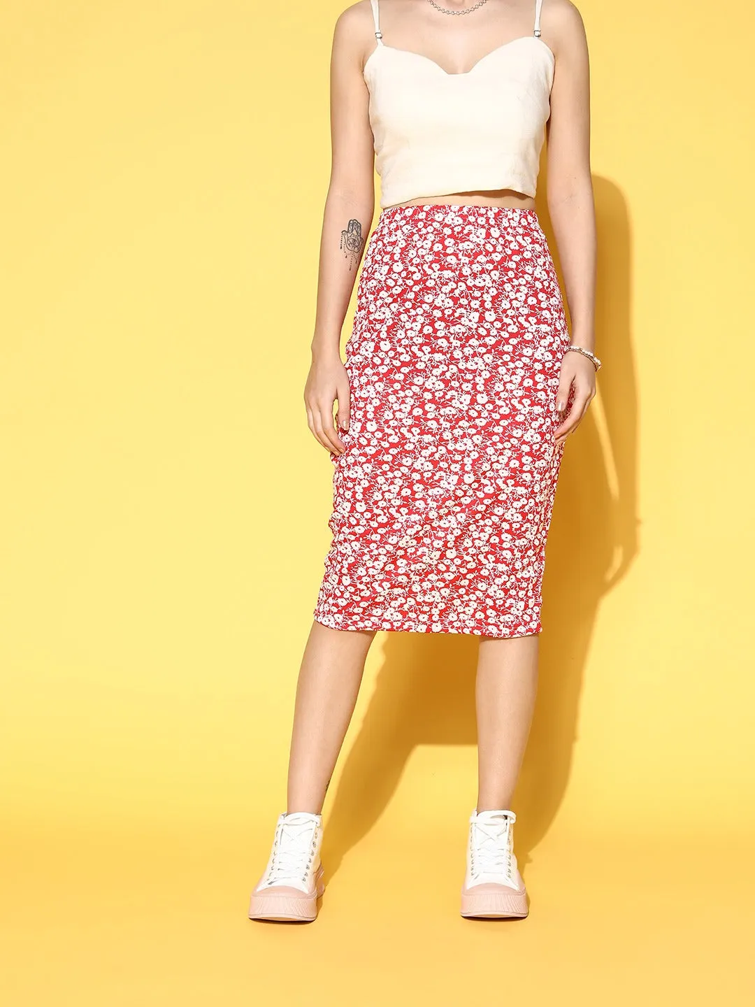 Berrylush Women Red & White Floral Printed Slip-On Straight Hem Pencil Midi Skirt