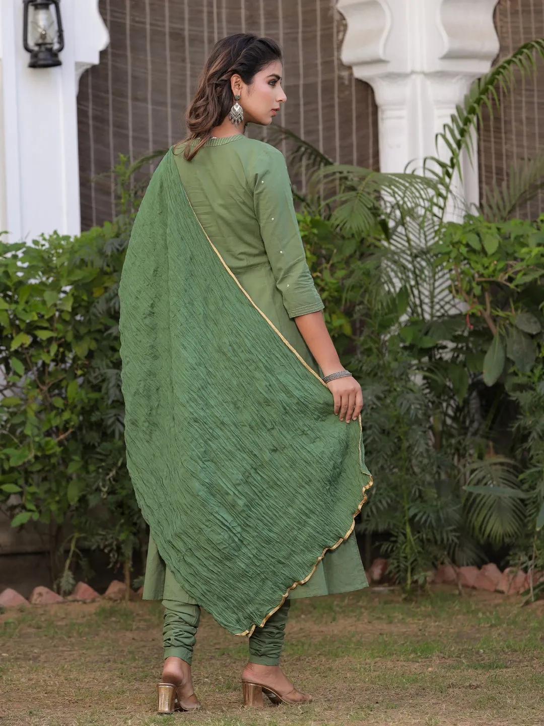 Green Embroidered Straight Viscose Musline Kurta With Pant & Net Dupatta