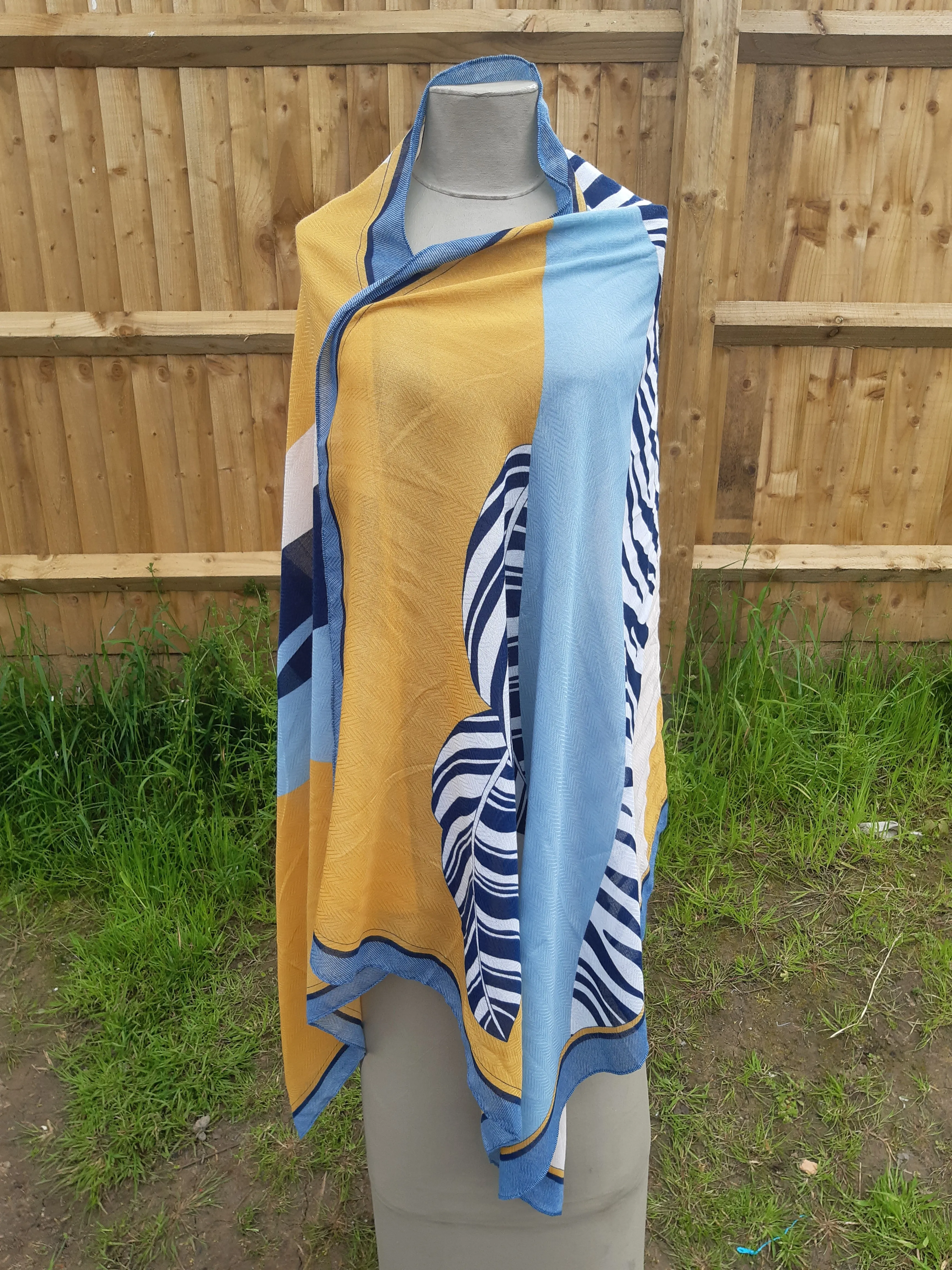 Lightweight Ladies Scarf  SS18