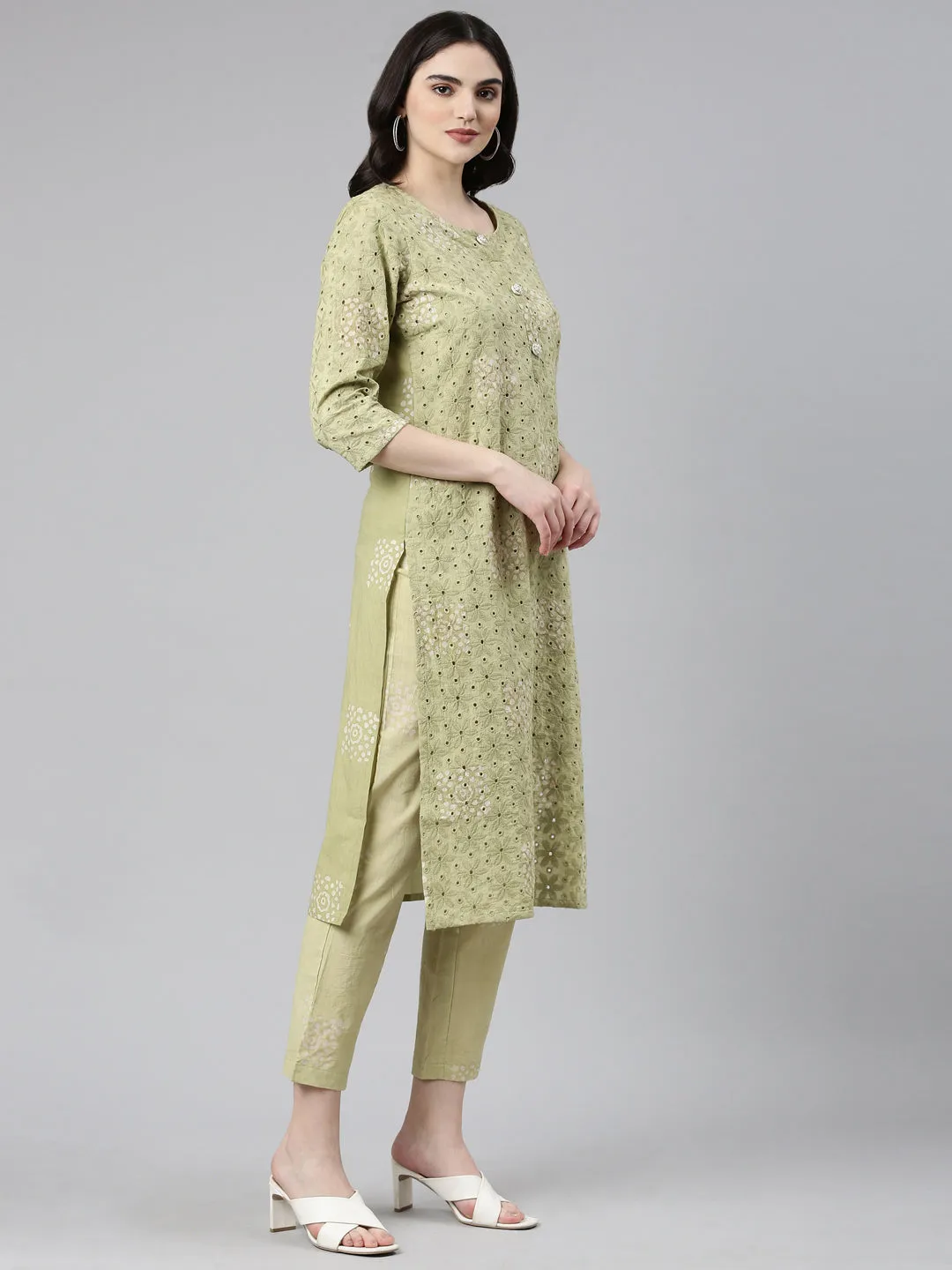 Neeru's Green Regular Straight Embroidered Kurta And Trousers With Dupatta