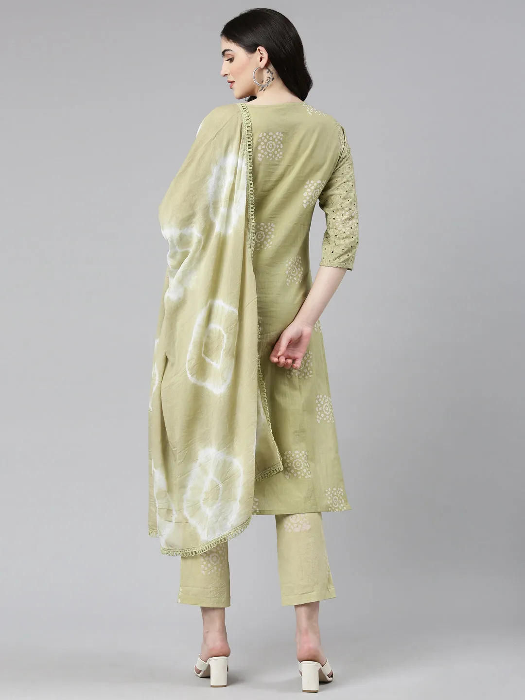 Neeru's Green Regular Straight Embroidered Kurta And Trousers With Dupatta