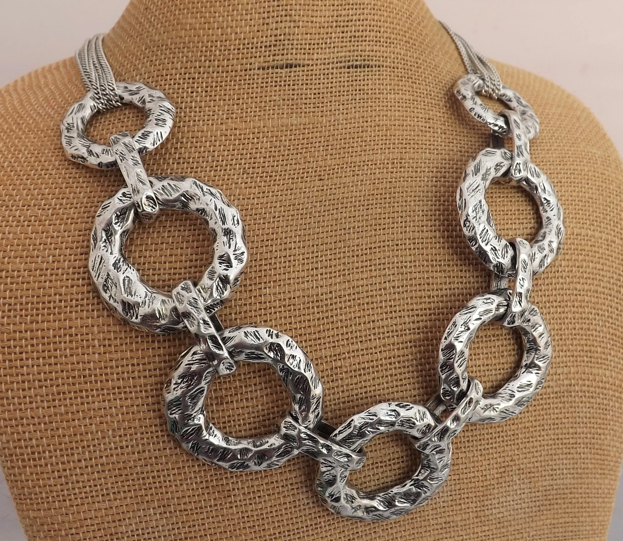 Silver Tone Chunky Round Chain Link Collar Necklace